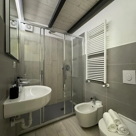 Apartamento Eclipse, 300mt Dalla Stazione Di Porta Susa - Living